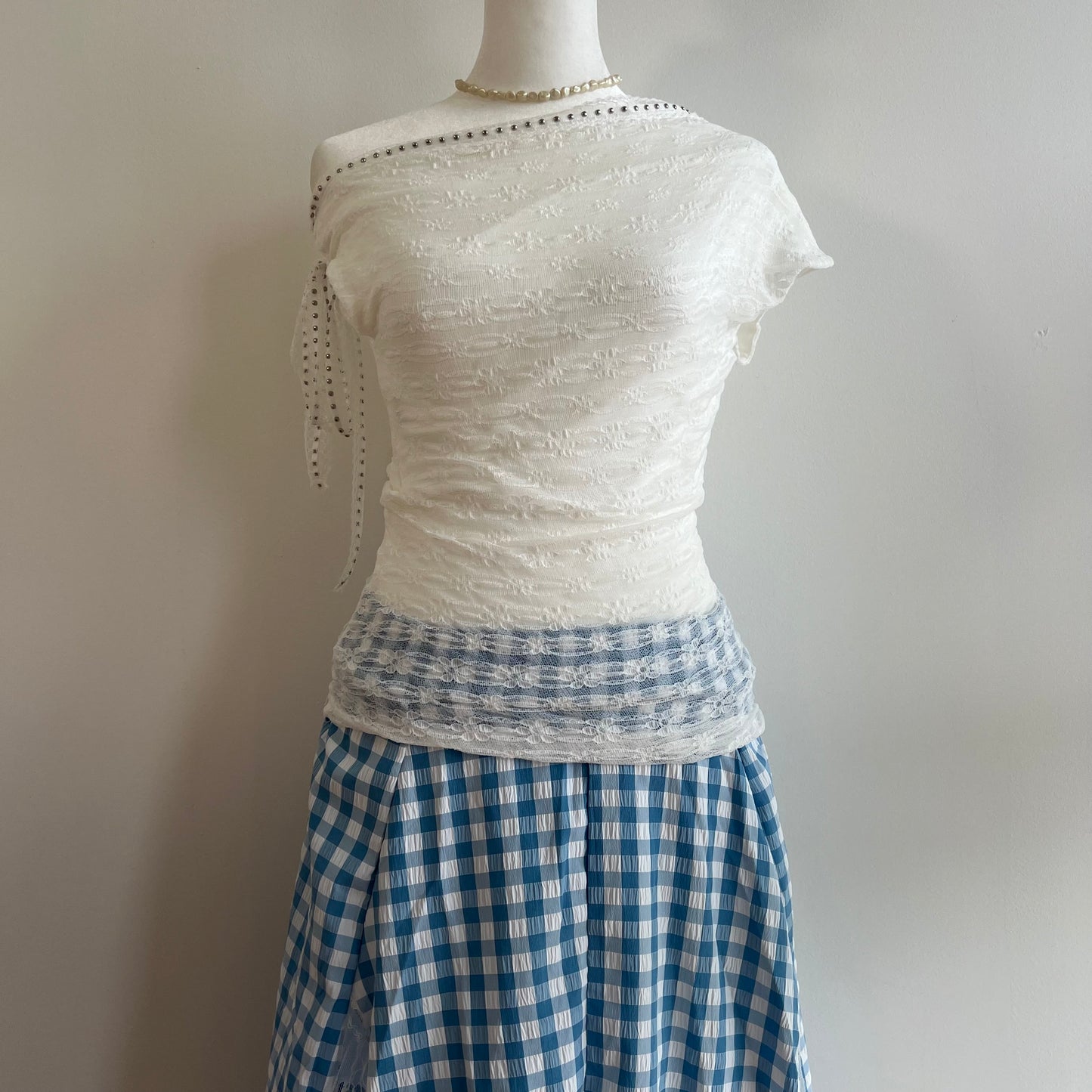 Evelyn White Off-Shoulder Top